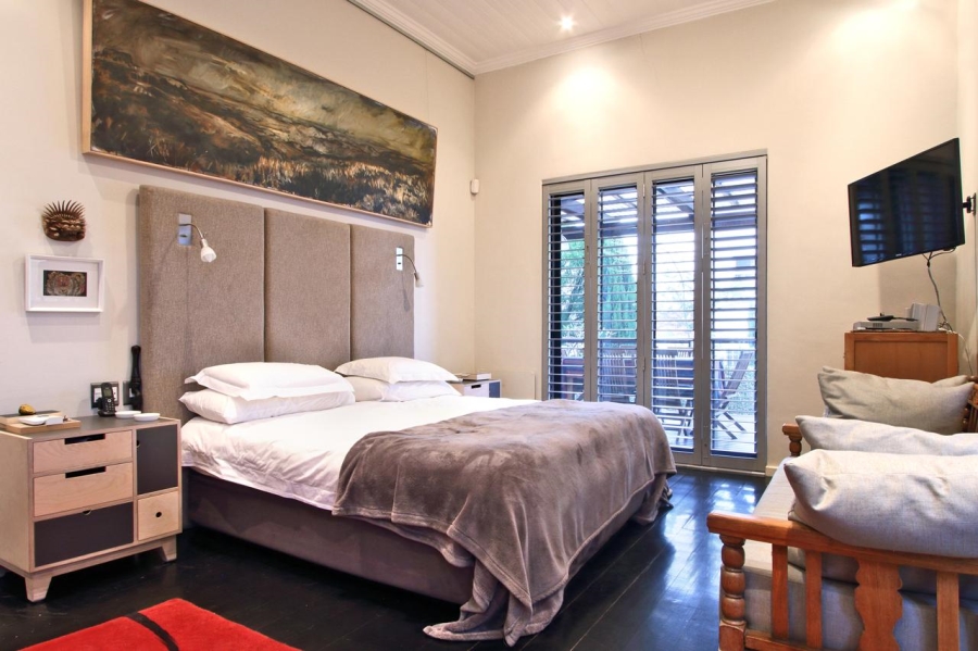 To Let 2 Bedroom Property for Rent in Green Point Western Cape